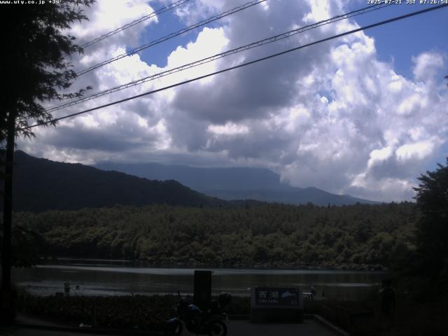 西湖からの富士山