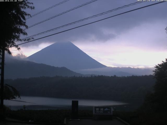 西湖からの富士山