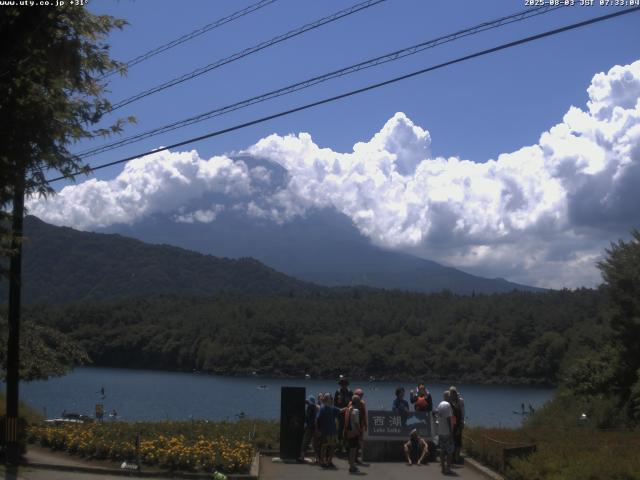 西湖からの富士山