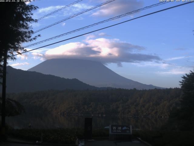 西湖からの富士山