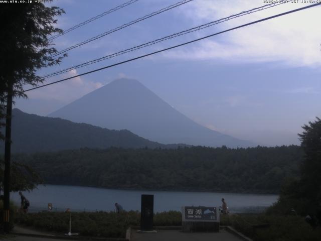 西湖からの富士山
