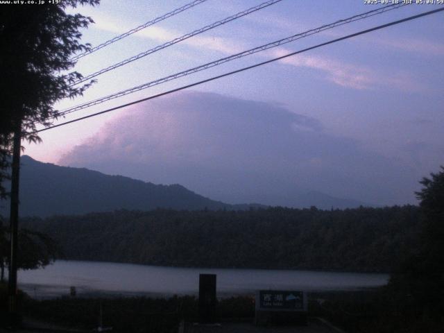西湖からの富士山