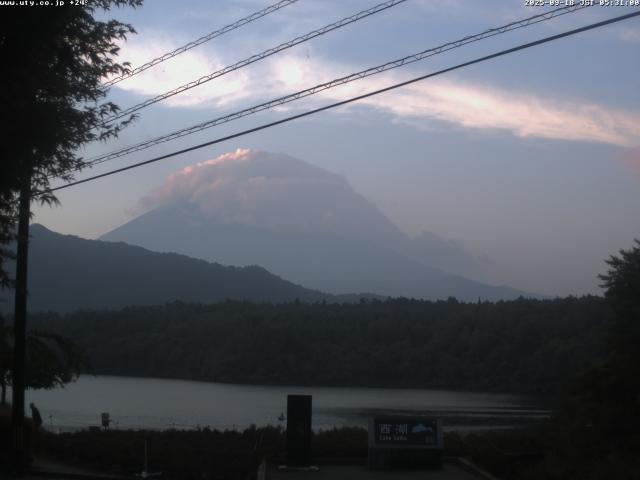 西湖からの富士山