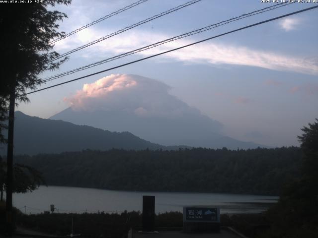 西湖からの富士山