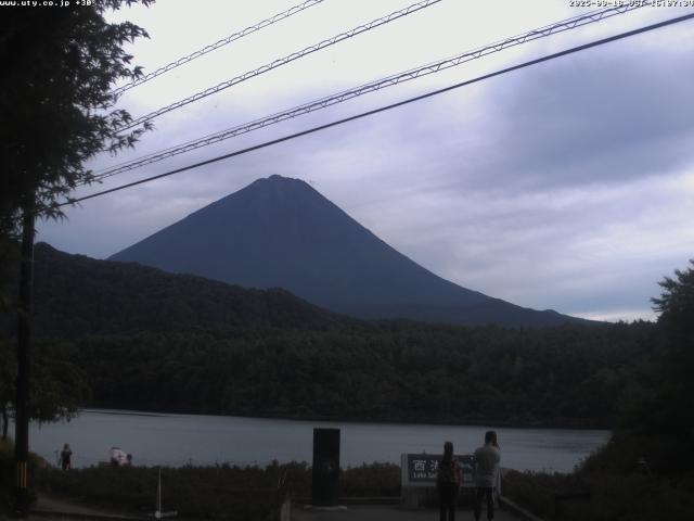 西湖からの富士山