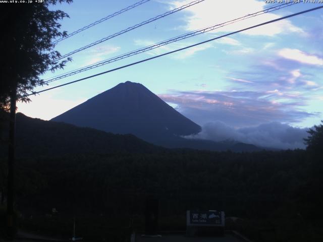 西湖からの富士山