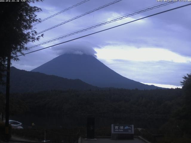西湖からの富士山