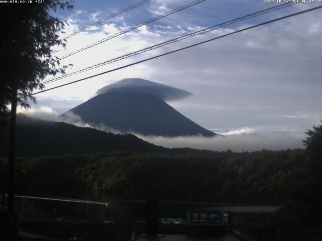 西湖からの富士山