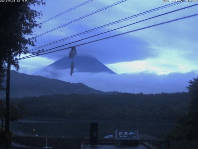 西湖からの富士山