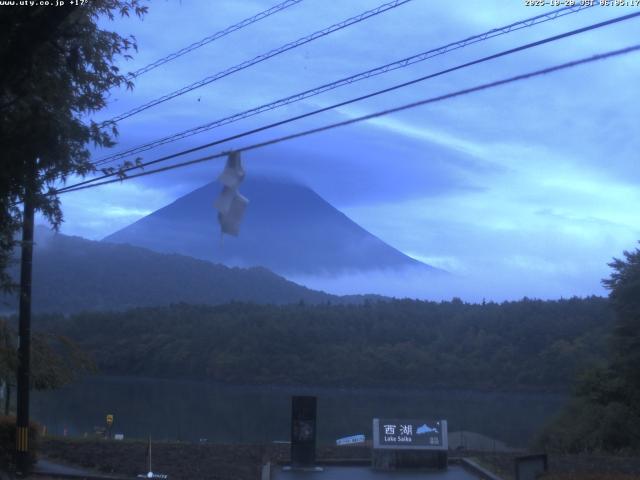 西湖からの富士山