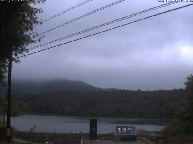 西湖からの富士山
