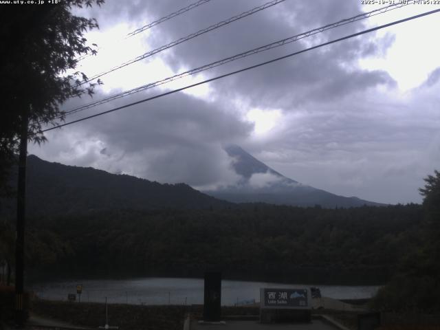 西湖からの富士山