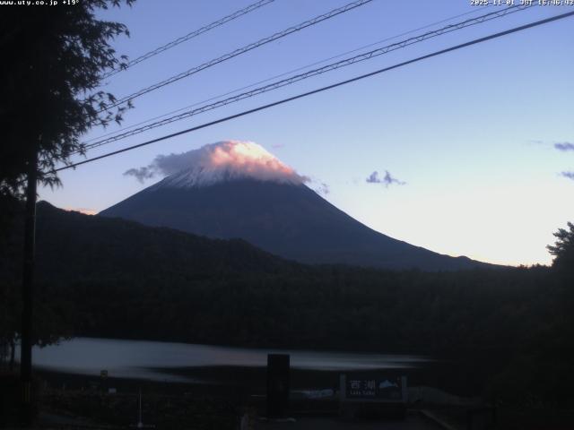 西湖からの富士山