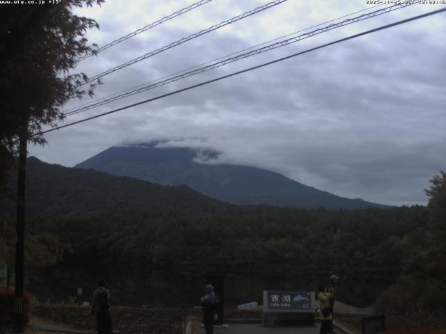 西湖からの富士山
