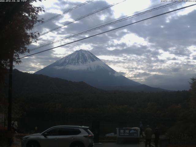 西湖からの富士山