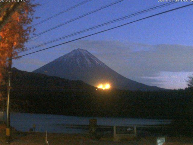 西湖からの富士山