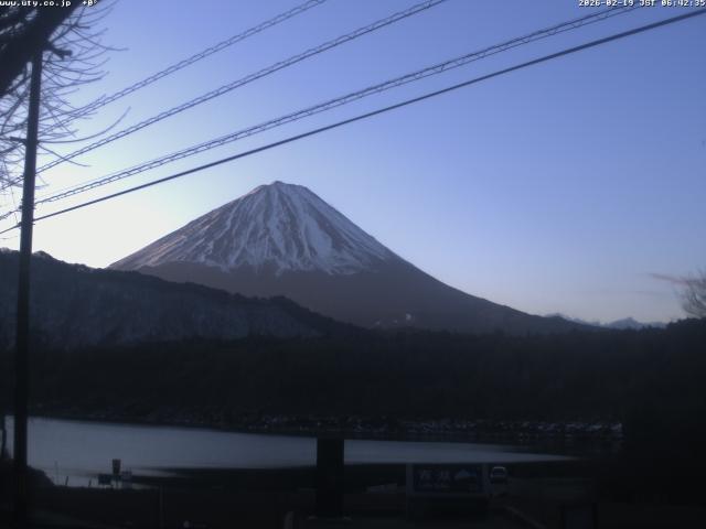 西湖からの富士山