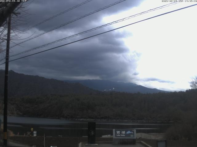 西湖からの富士山