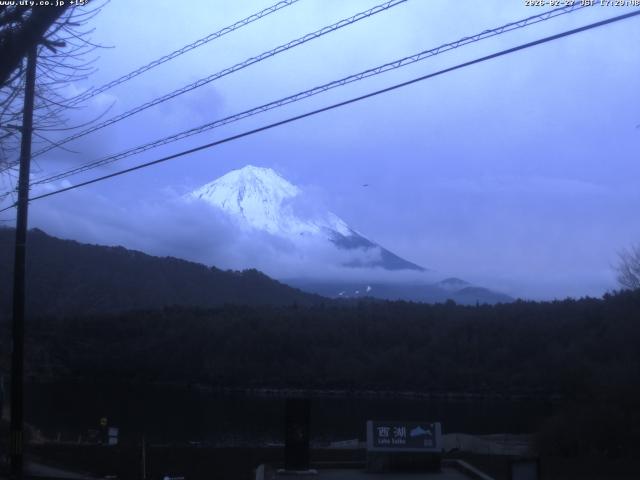 西湖からの富士山