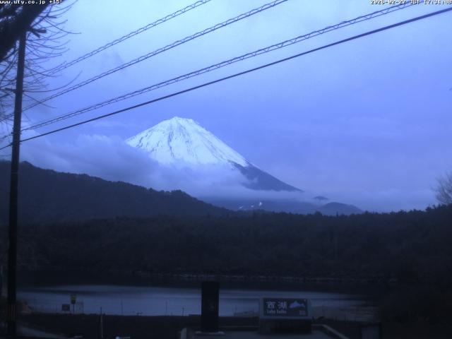 西湖からの富士山