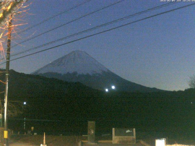 西湖からの富士山