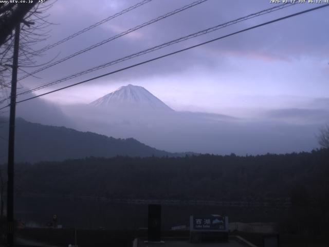 西湖からの富士山