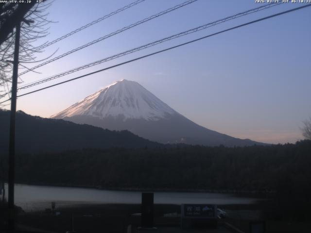 西湖からの富士山