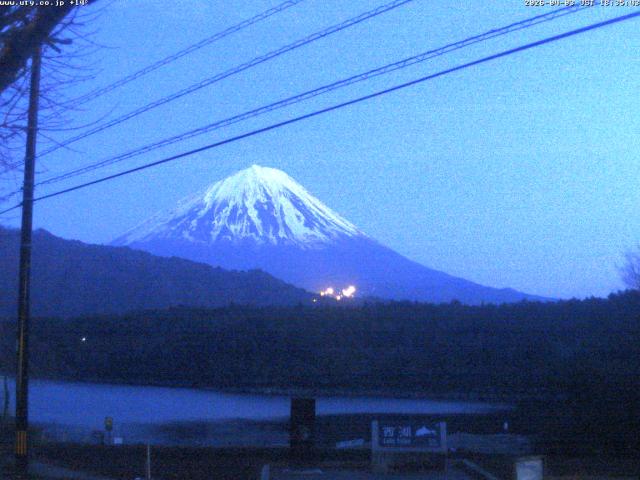 西湖からの富士山