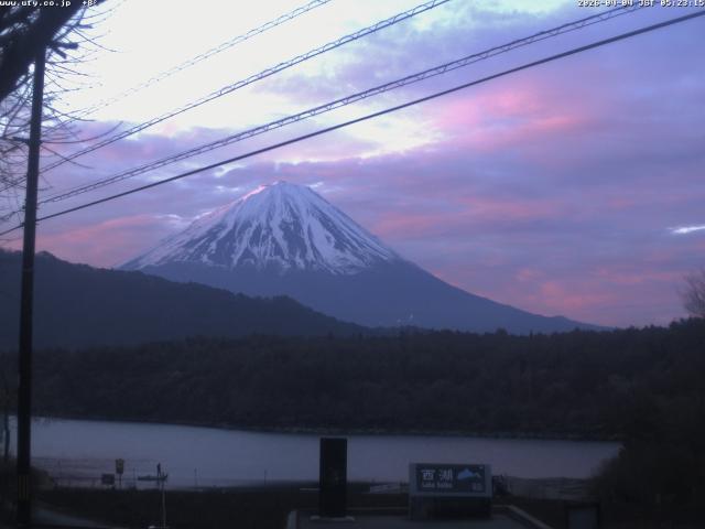 西湖からの富士山