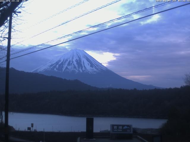 西湖からの富士山