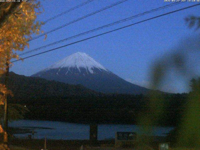 西湖からの富士山