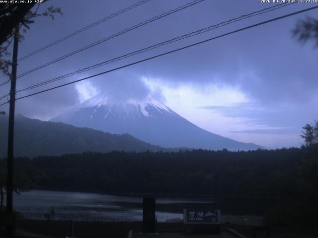 西湖からの富士山