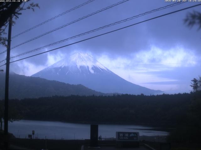 西湖からの富士山