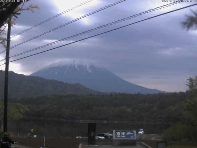 西湖からの富士山