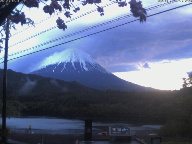 西湖からの富士山