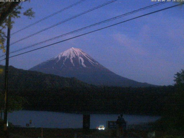 西湖からの富士山
