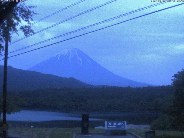 西湖からの富士山