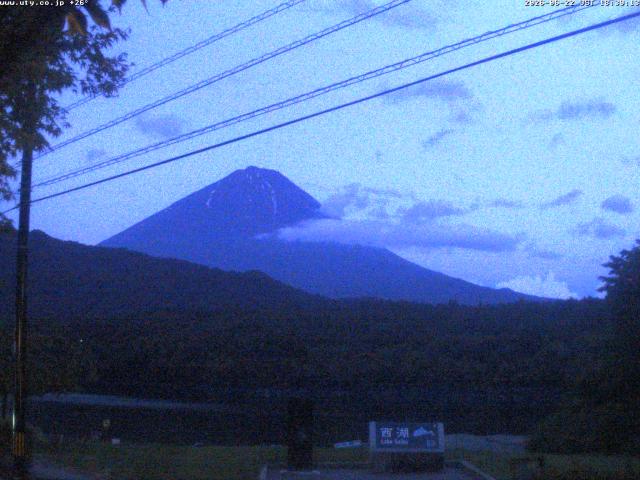 西湖からの富士山