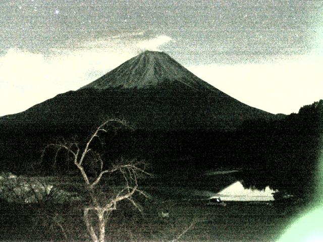 精進湖からの富士山