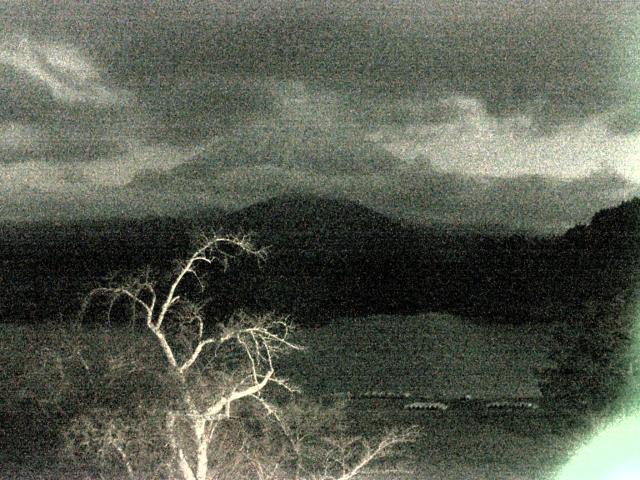 精進湖からの富士山