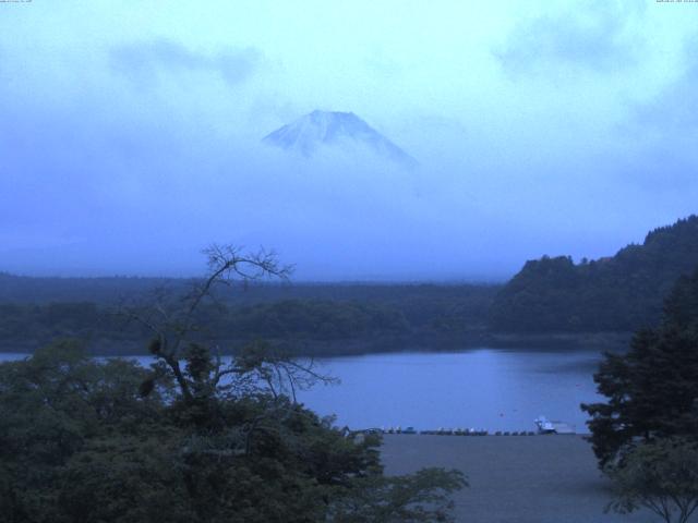 精進湖からの富士山