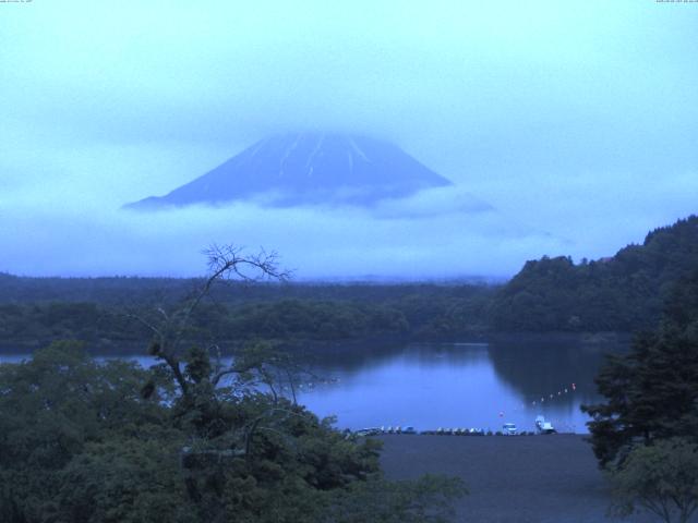 精進湖からの富士山