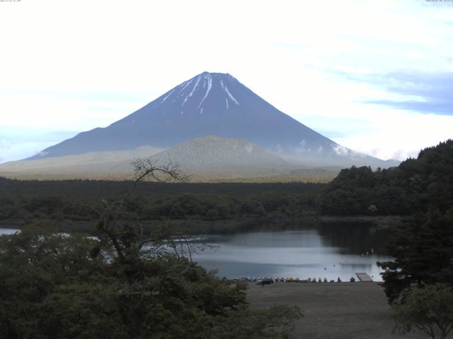 精進湖からの富士山