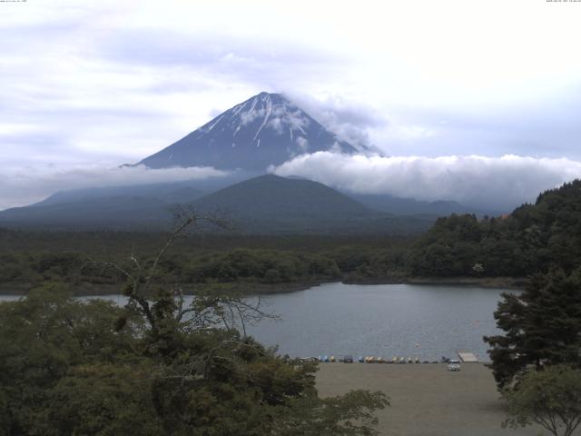 精進湖からの富士山