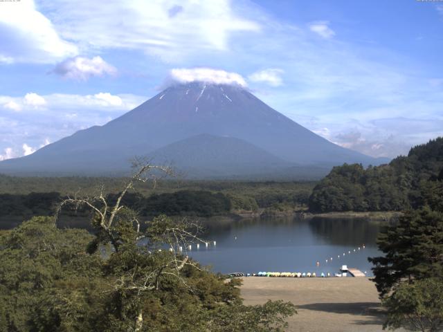 精進湖からの富士山