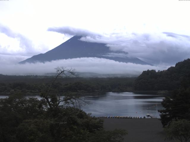 精進湖からの富士山