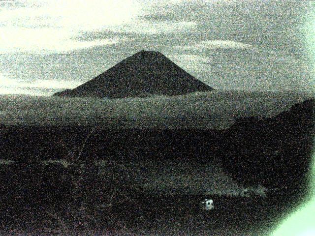 精進湖からの富士山