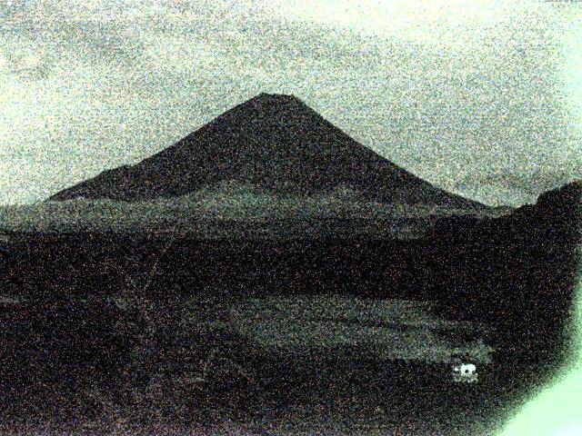 精進湖からの富士山