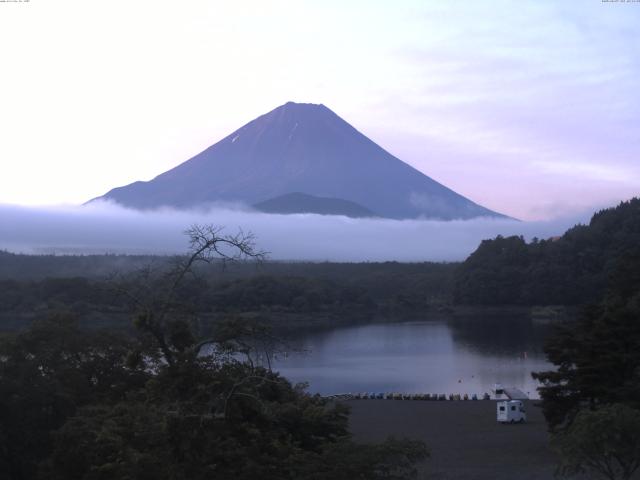 精進湖からの富士山