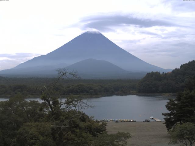 精進湖からの富士山